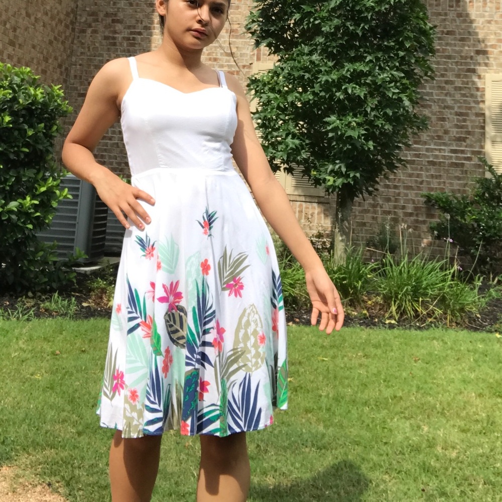 Old navy spring/summer dress